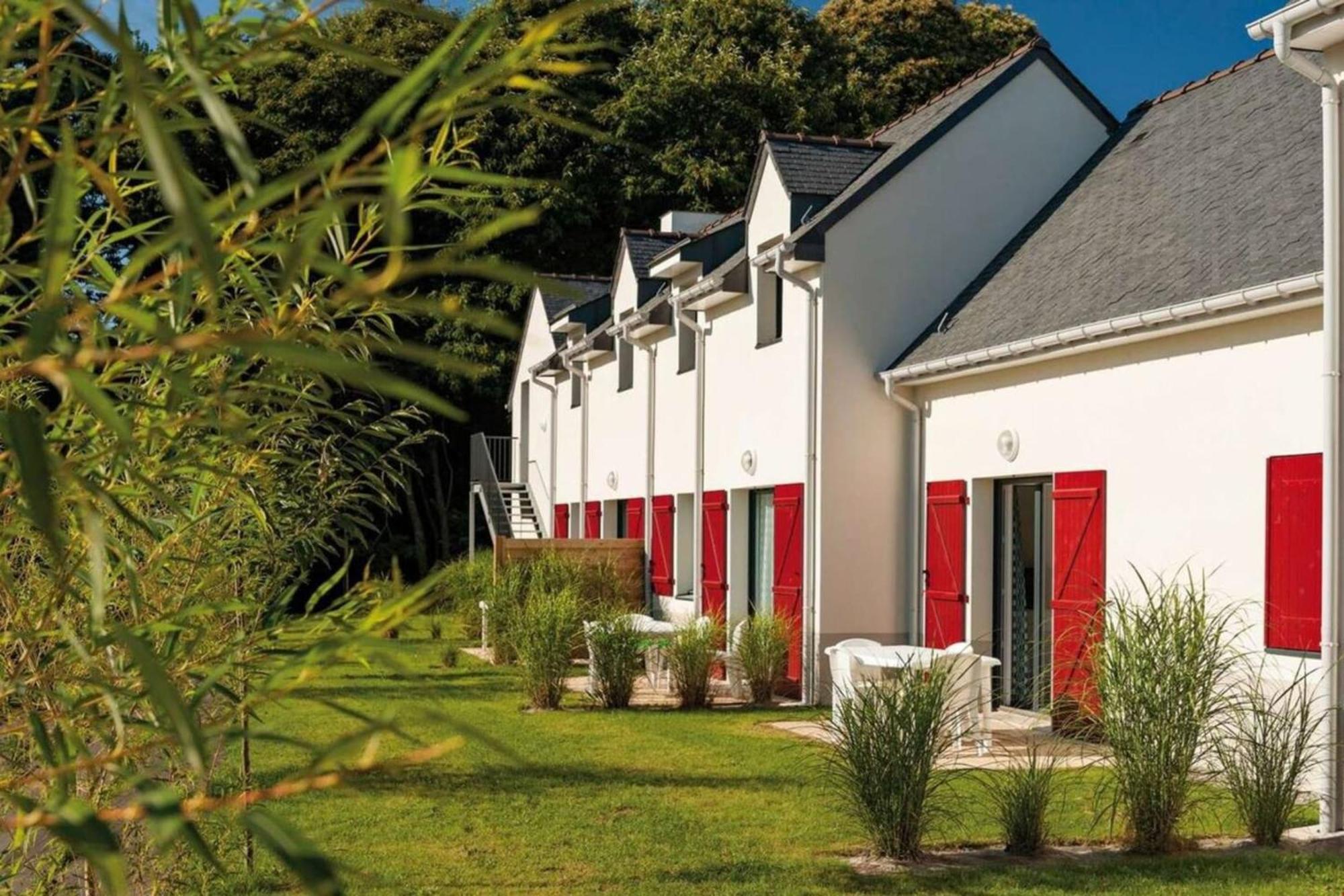 Maisonnette Tout Confort - Golf - Piscine Queven Exterior photo